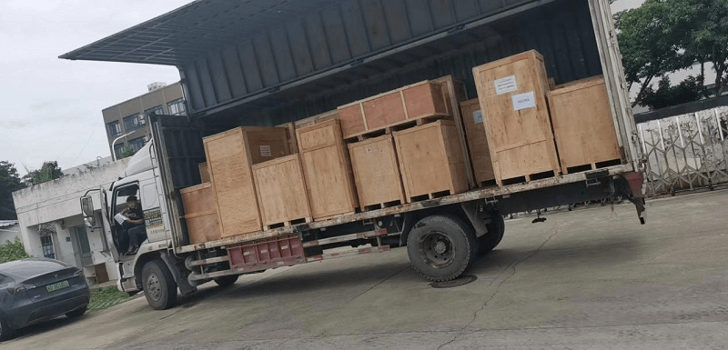 TMAX 18650 21700 26650 32700 인도 고객을 위한 원통형 배터리 팩 조립 라인